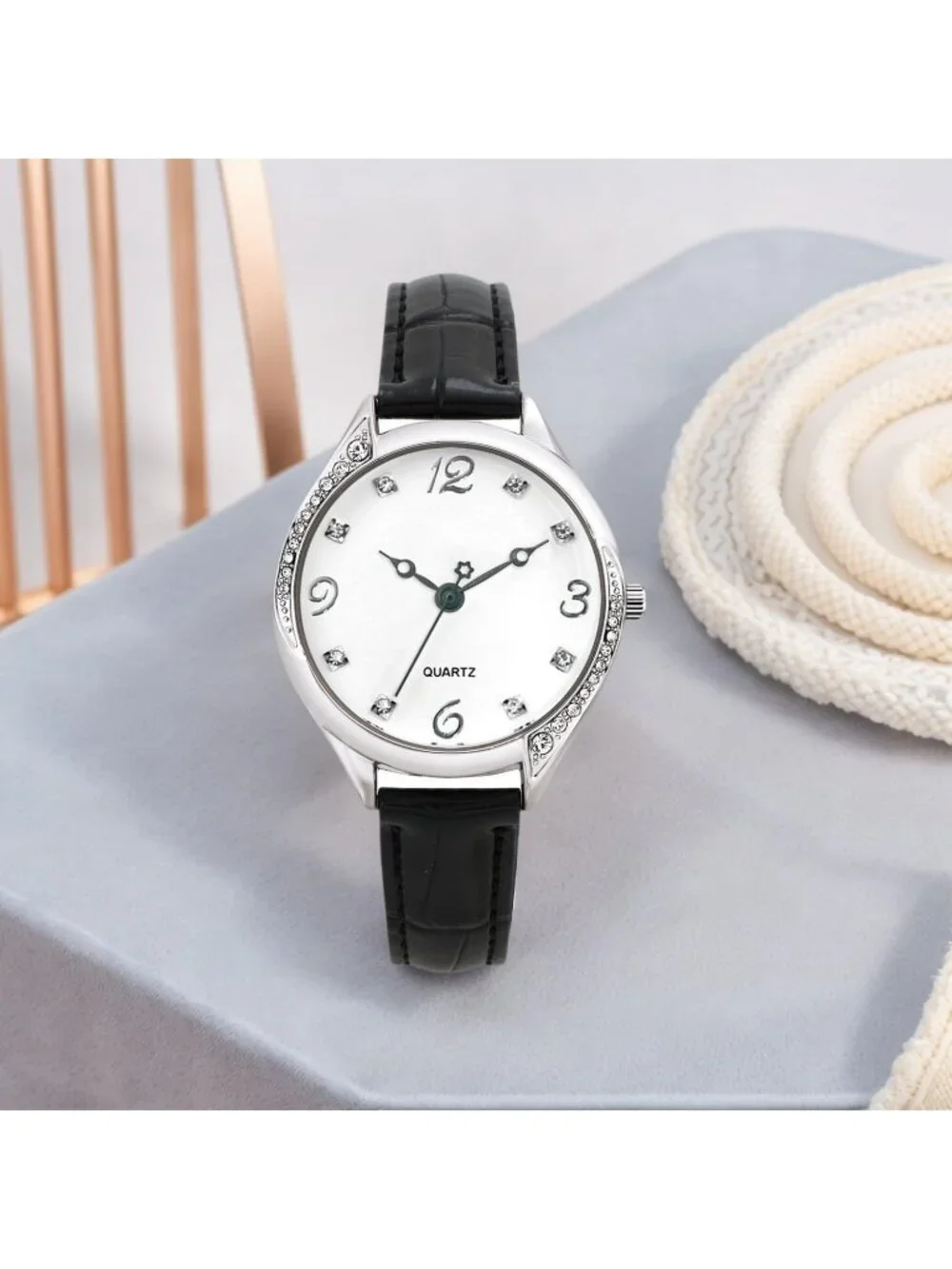 Women's Silver Analog Quartz Leather Band Crystal Rhinestone Bezel Wrist Watch